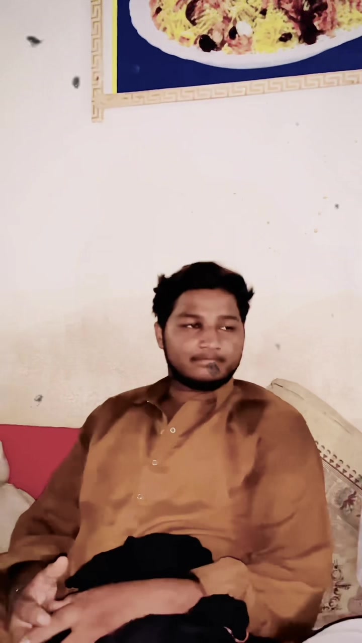 @ملک عمار 🕊️