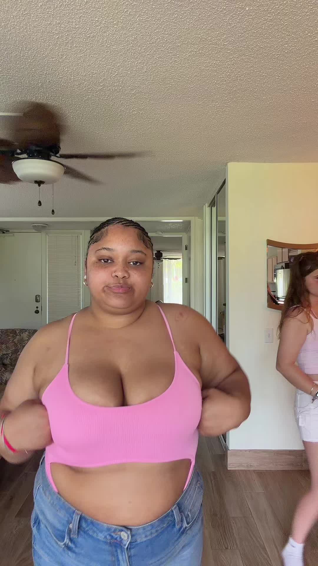 @Jayla