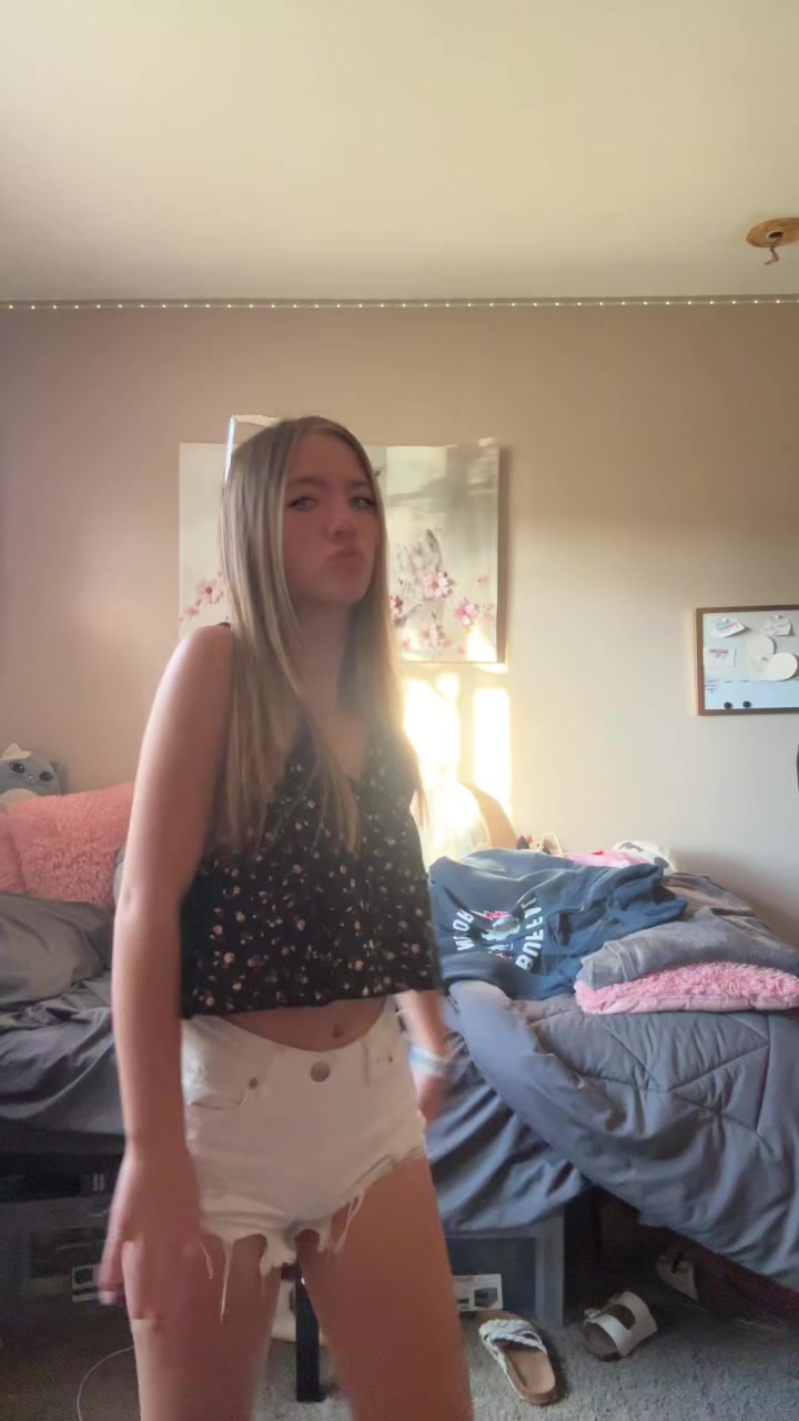 @livy.poo.16