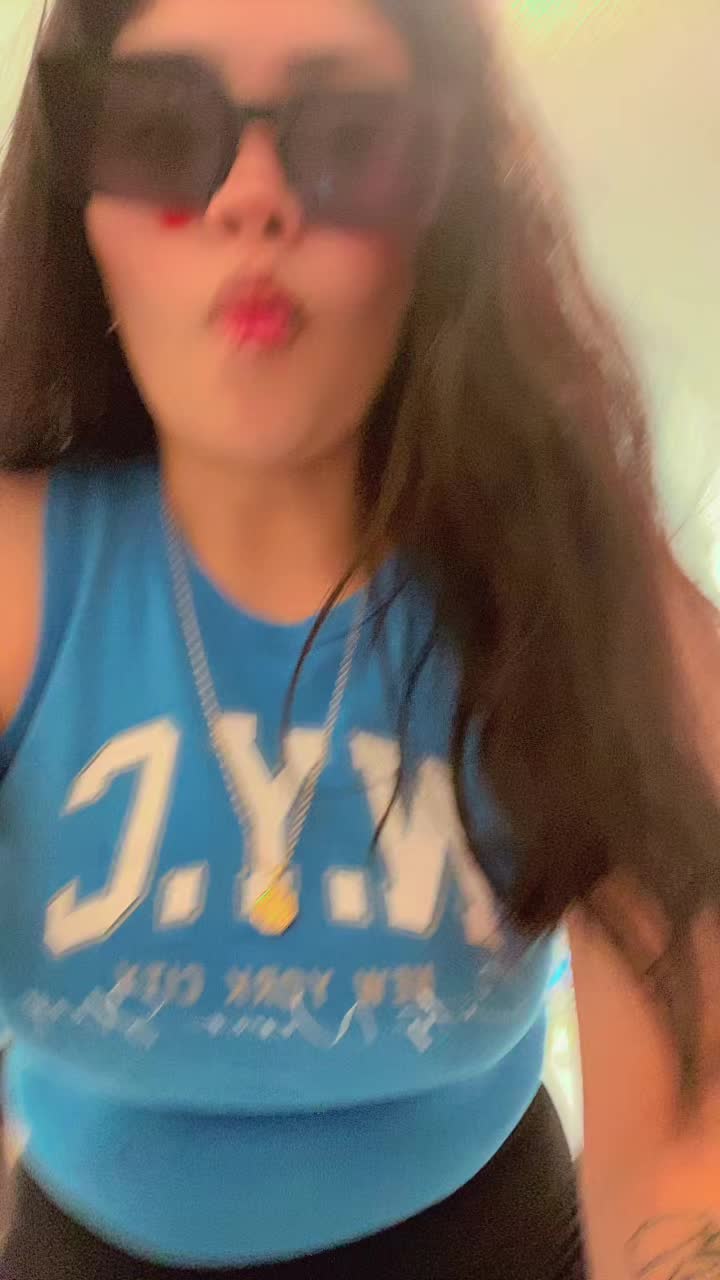 @Linda🦋