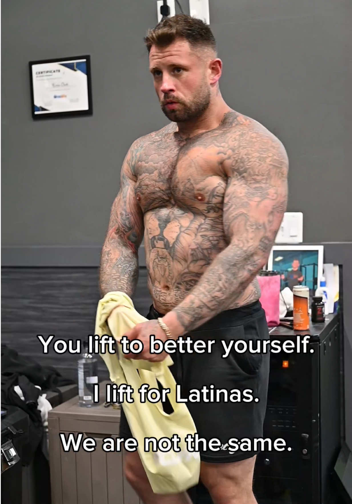 @_kevykevv