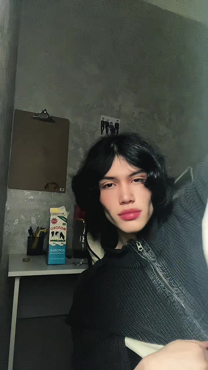 @иса📶 цундере