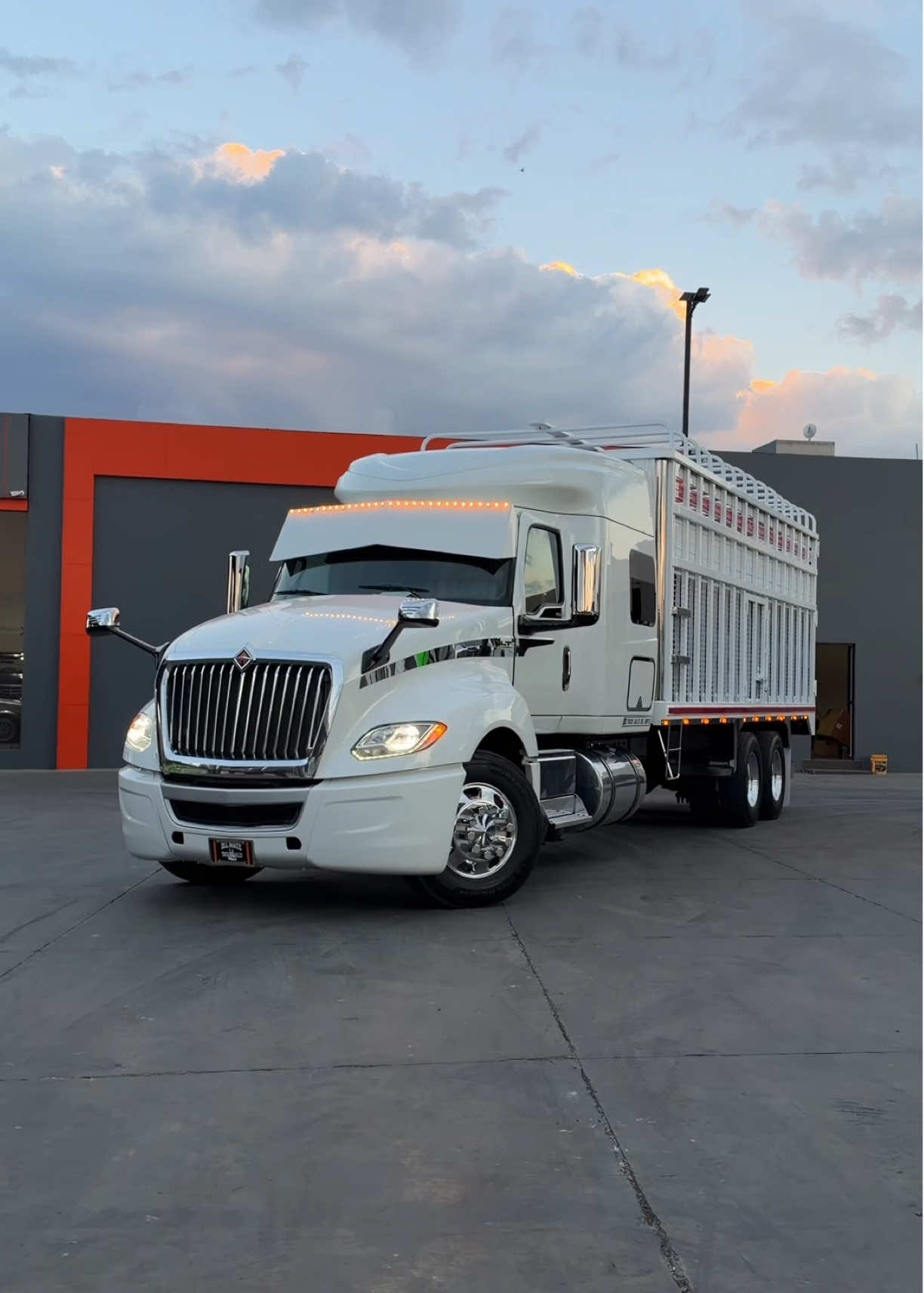 @TRUCKSALESDELNORTE