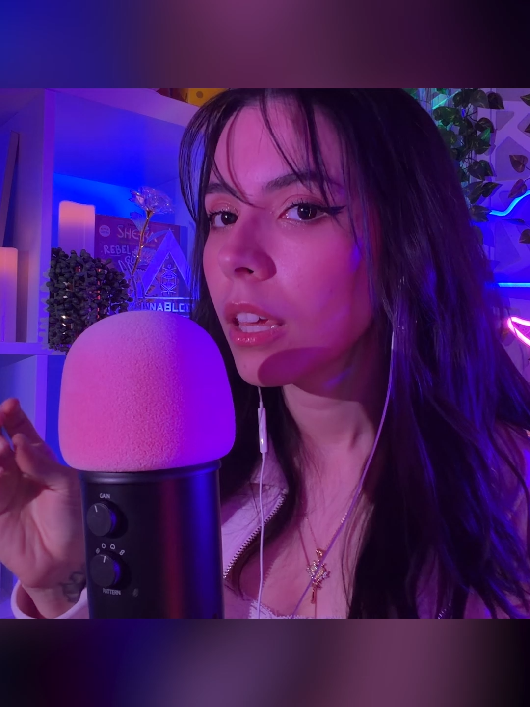 @Luna Bloom ASMR