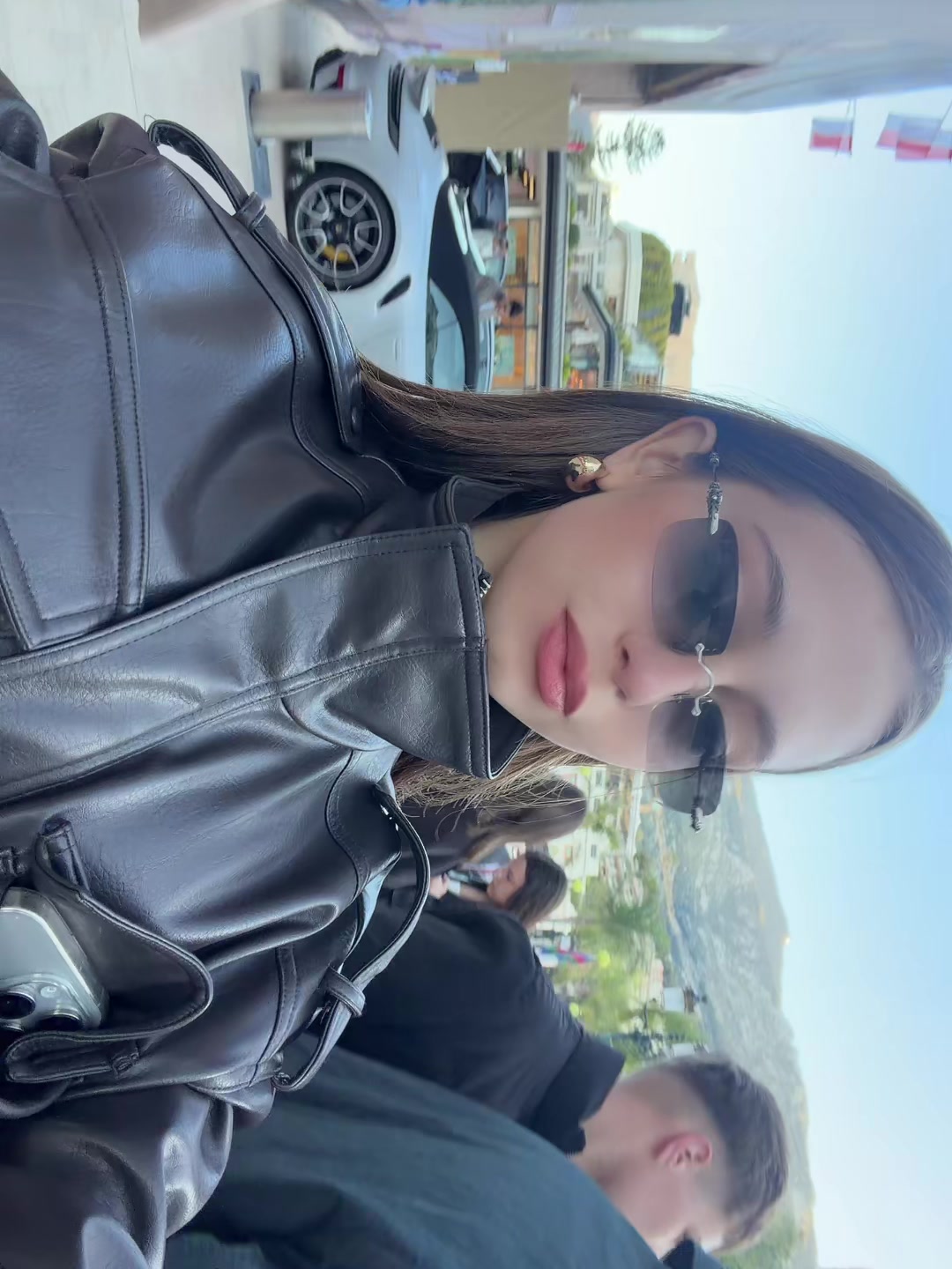 @Eva