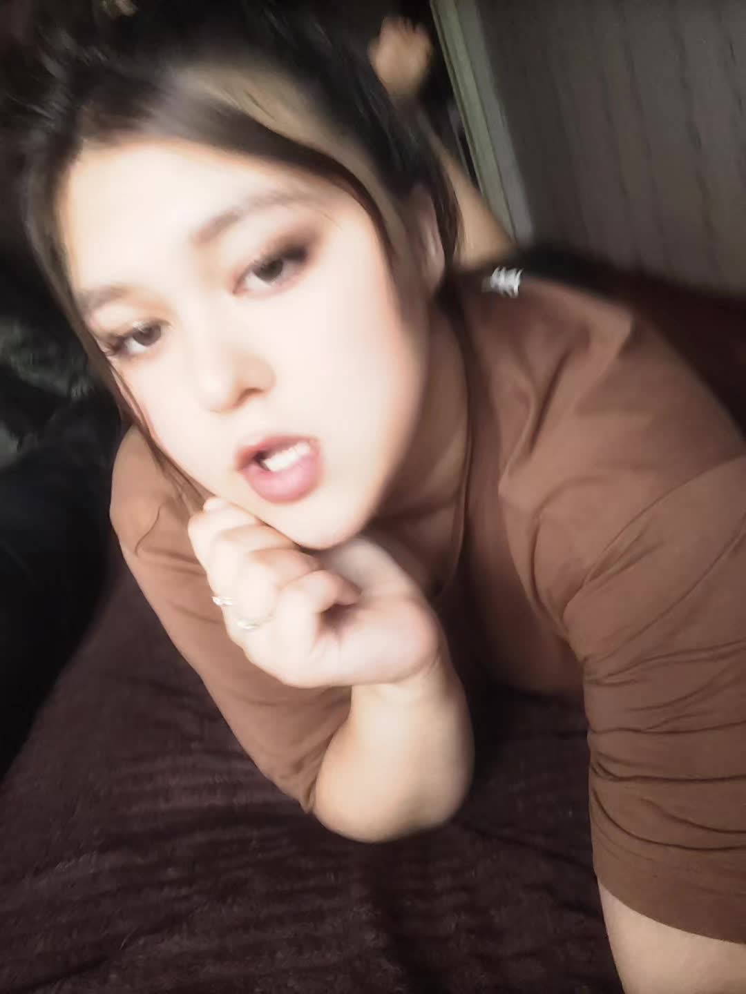 @Lilia Loner