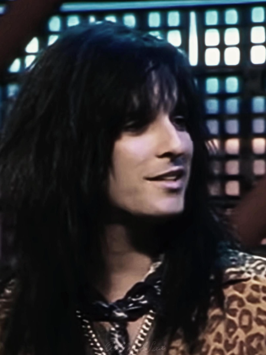 @𝓛𝓮𝓲𝓰𝓱🎸