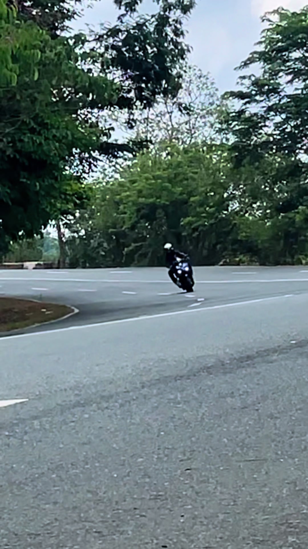 @JR3MOTOVLOGS