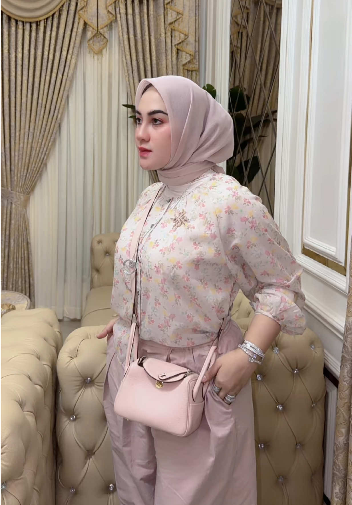@aniieytha.srirezeki_