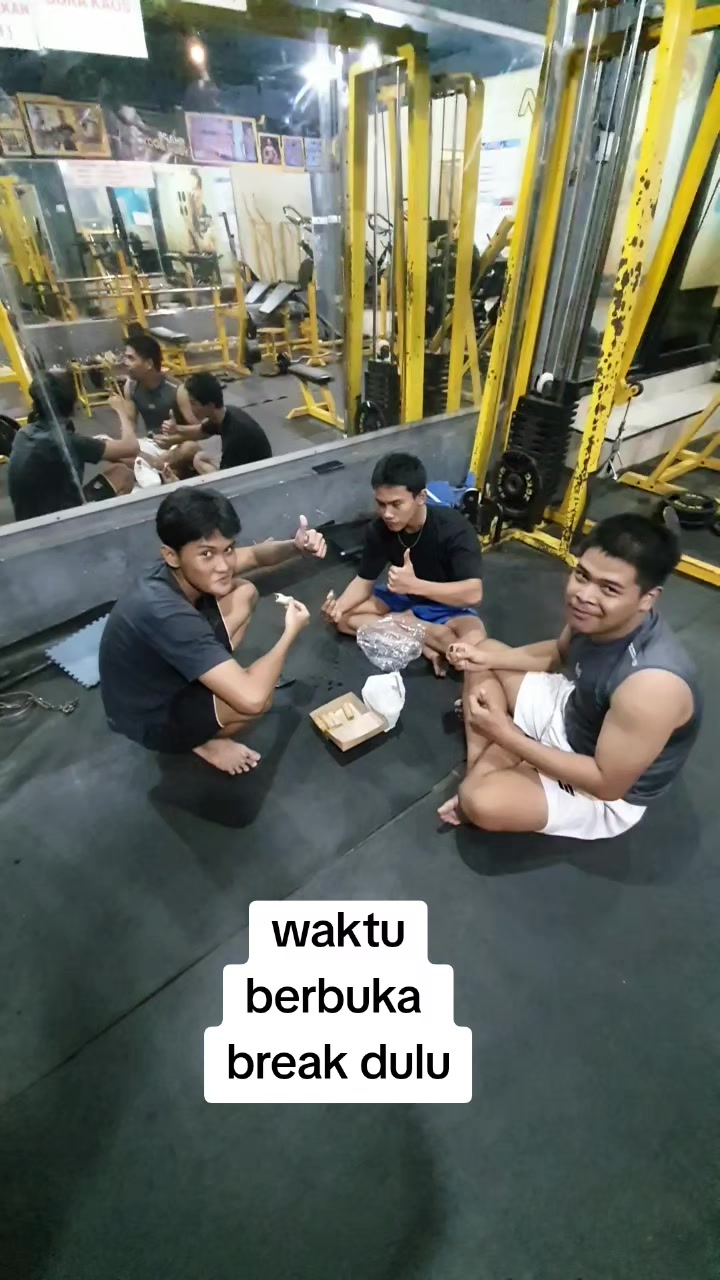 @HW_ GYM_ PONOROGO