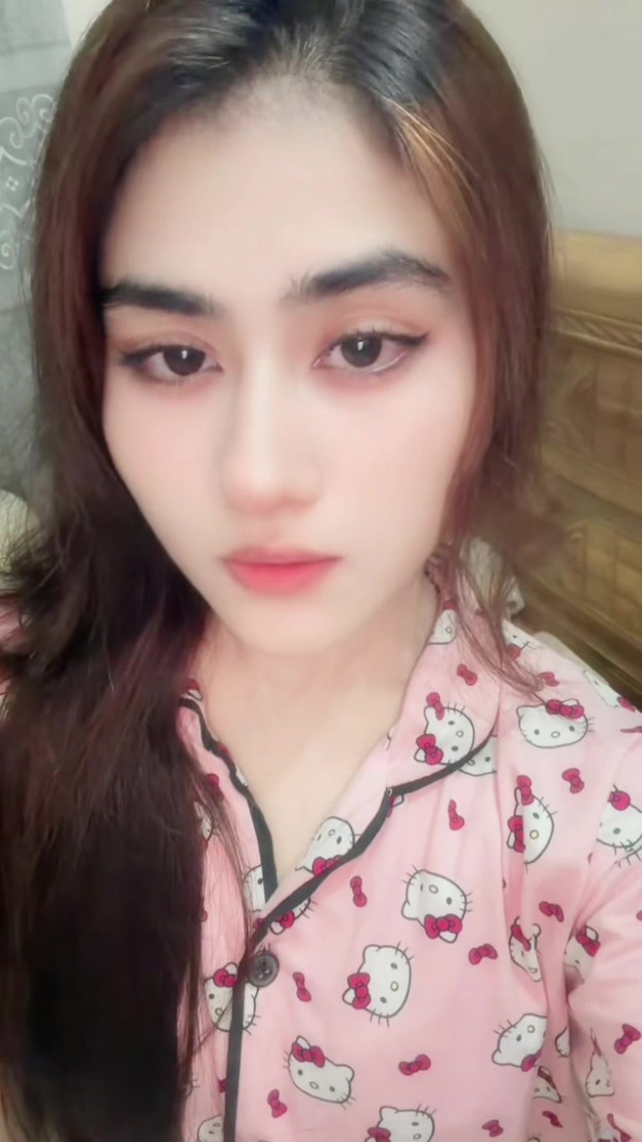 @eshuu 🚩