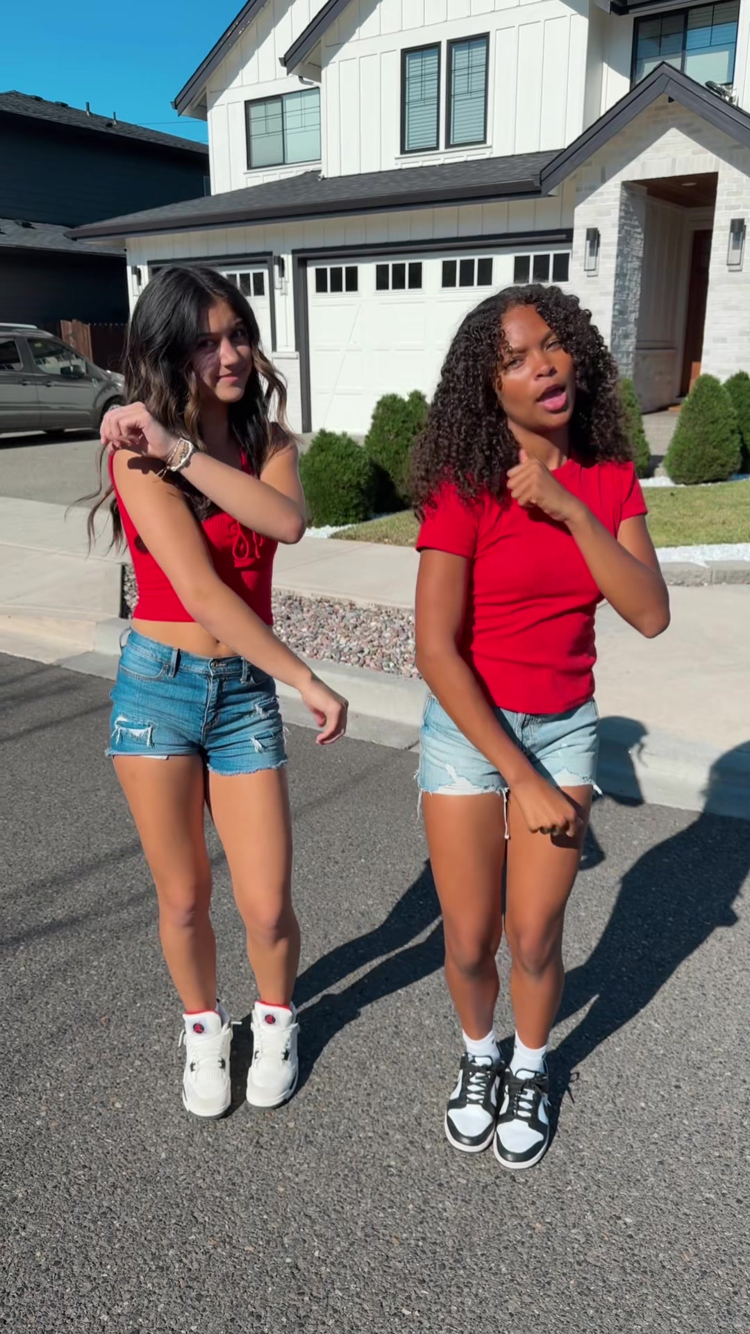 @saniiahmirae