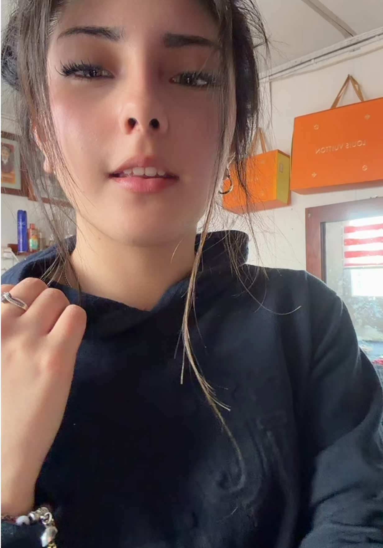 @𝐌𝐚𝐝𝐞𝐬𝐢𝐭𝐚 💗