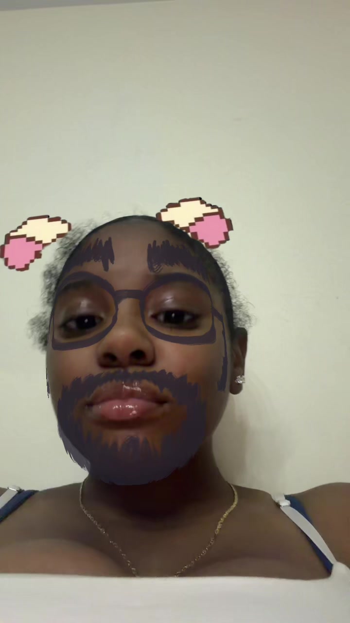 @im not real.
