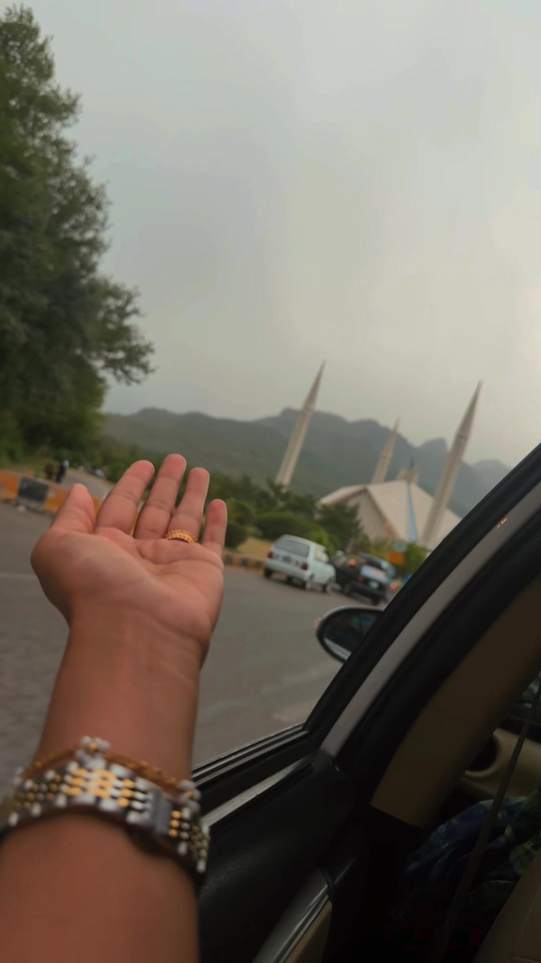 @عروفہ فراز 🧿