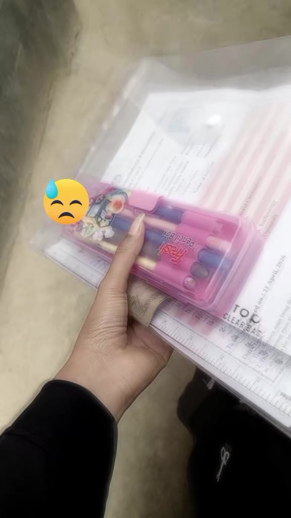 @🧃🍒সেলিব্রেটি আপু 🍻🎀