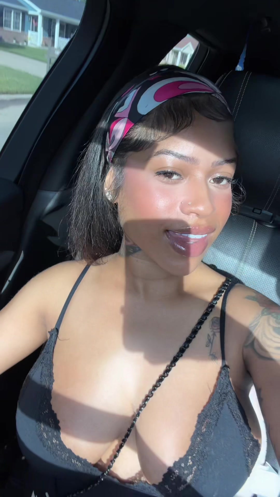 @NUNI