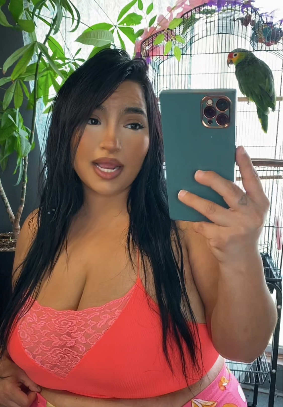 @Curvybaybee93