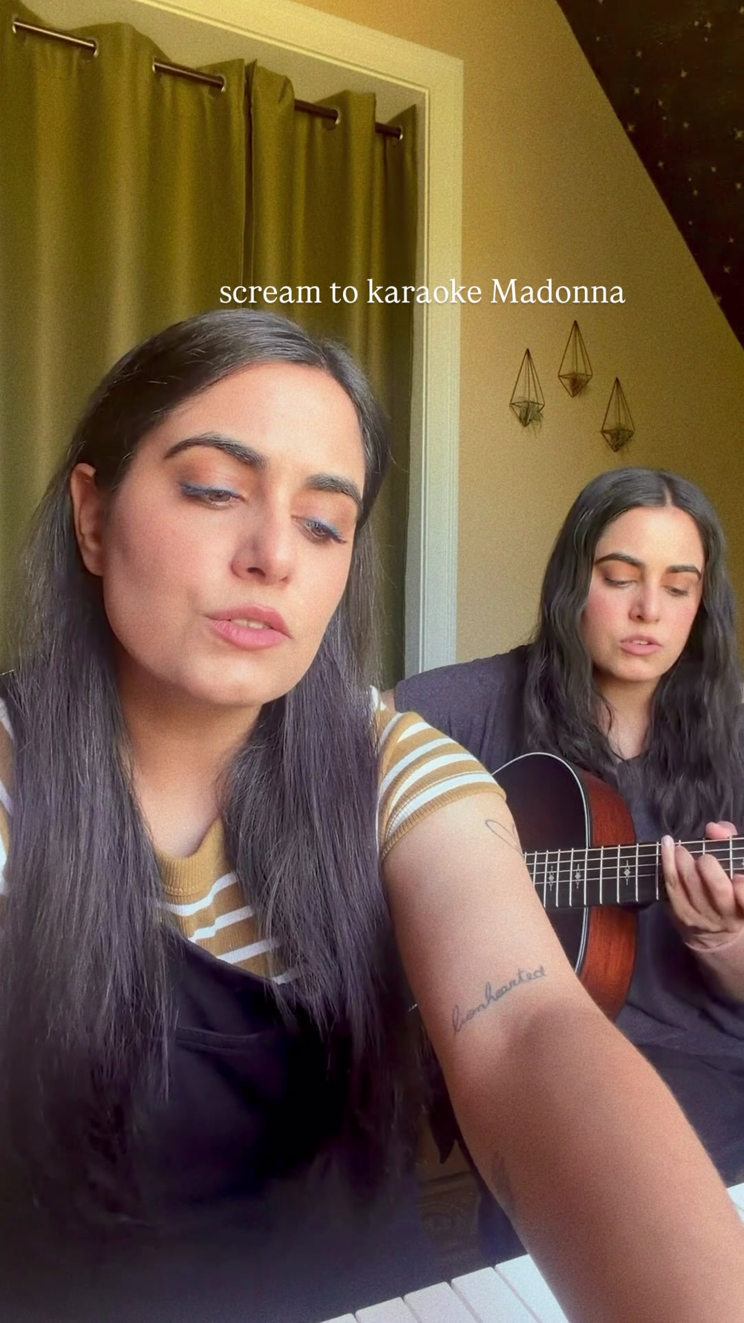 @LULLANAS