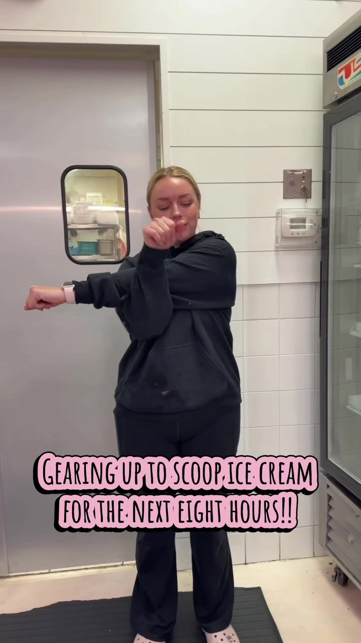 @Larry’s Ice Cream & Cafe