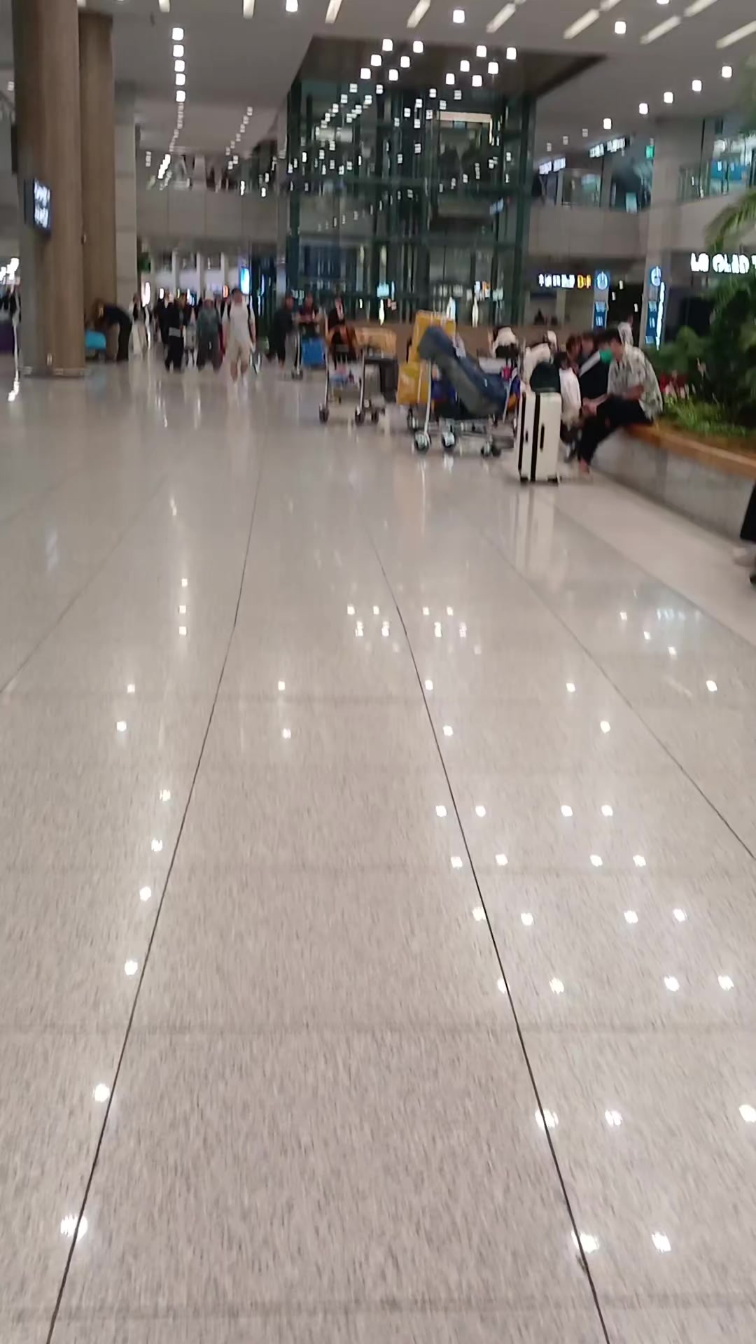 @Mai Thị H&agrave;