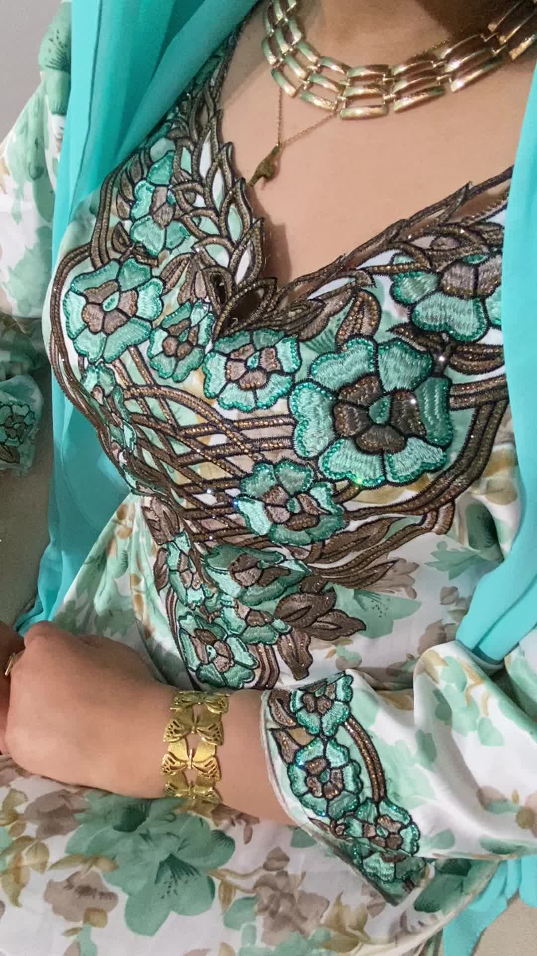 @Elyne_luxury2
