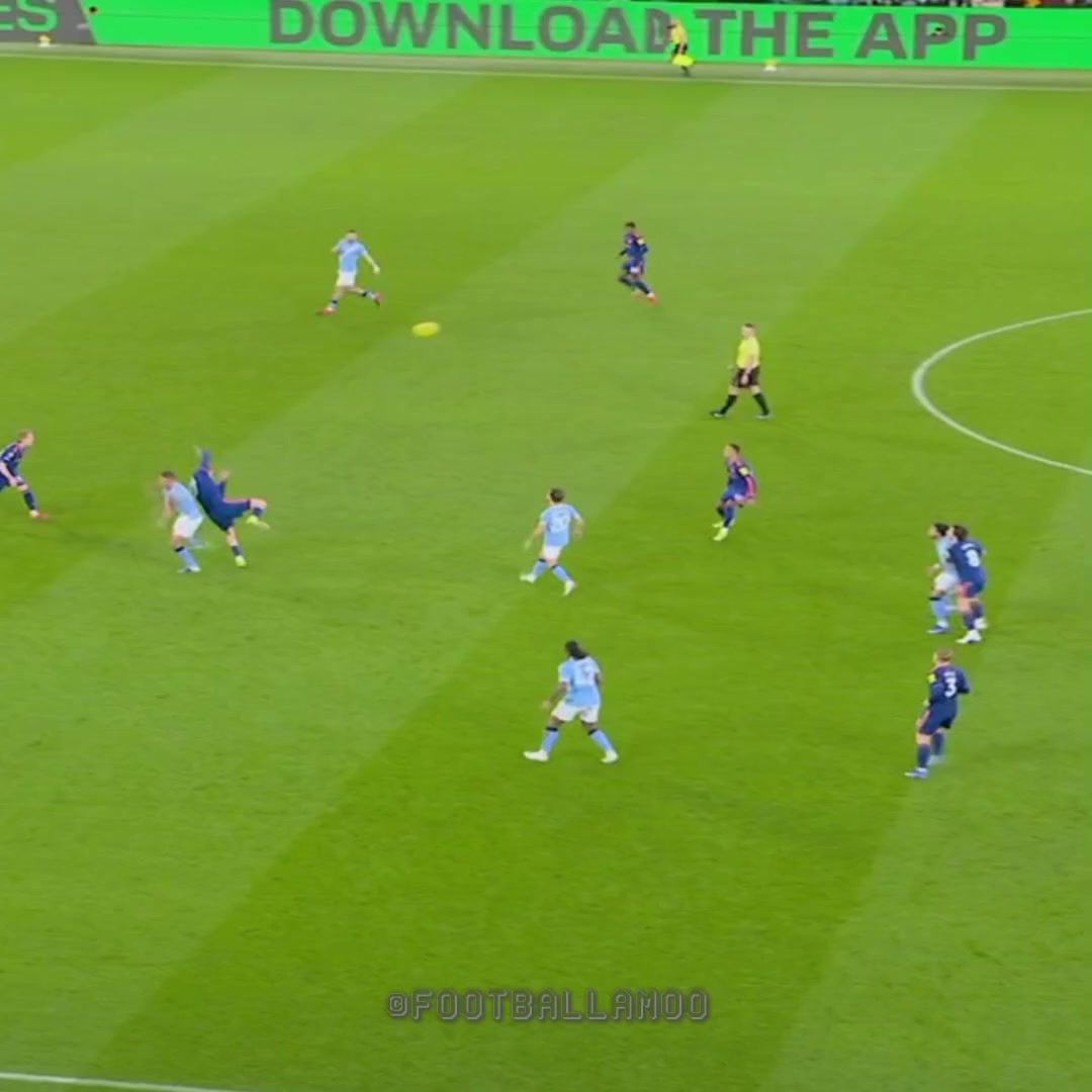 @Footballamoo 🔵