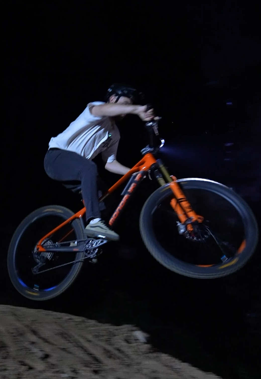 @Yalnız Pedalşör