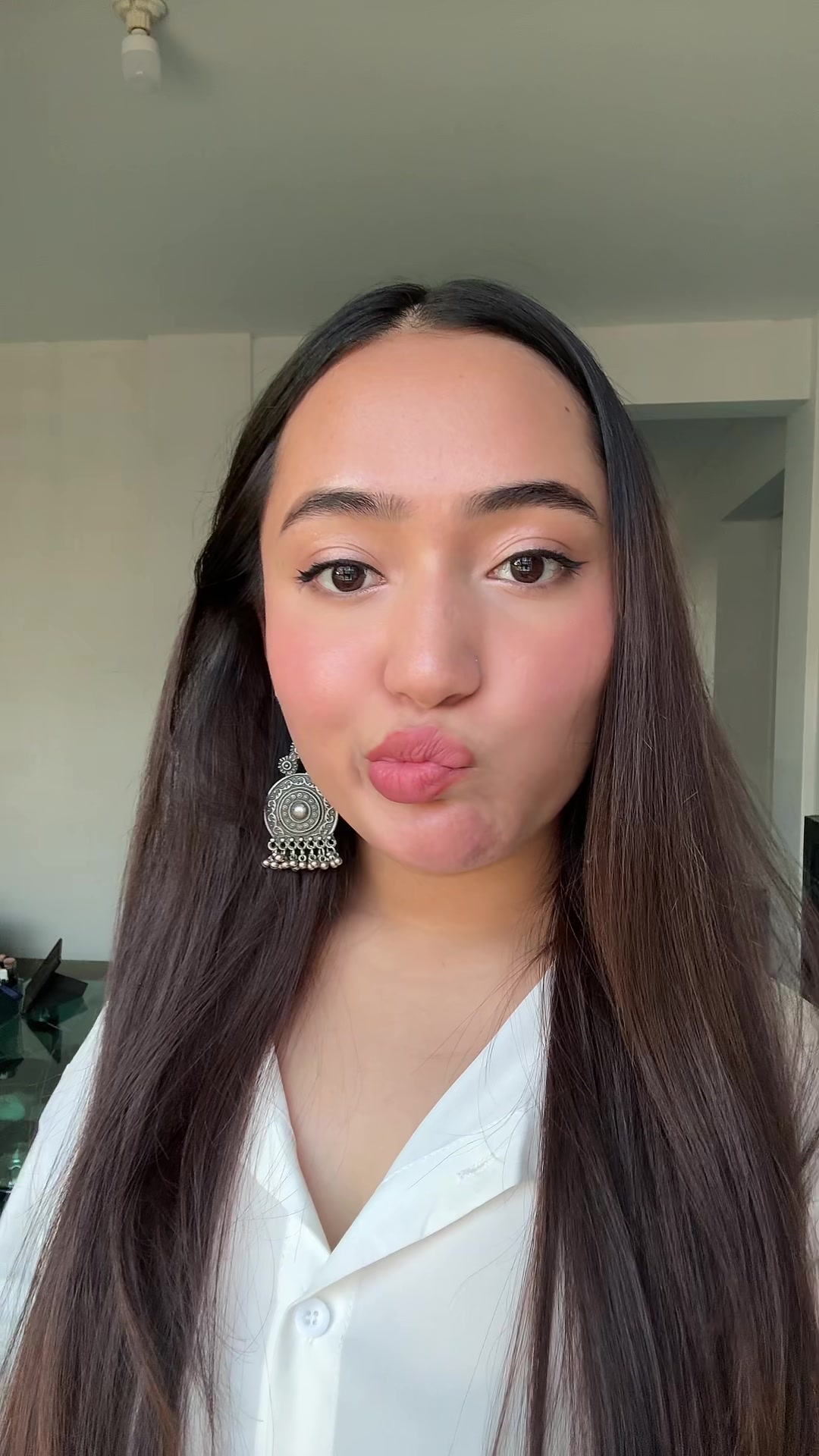 @Esther Siwa