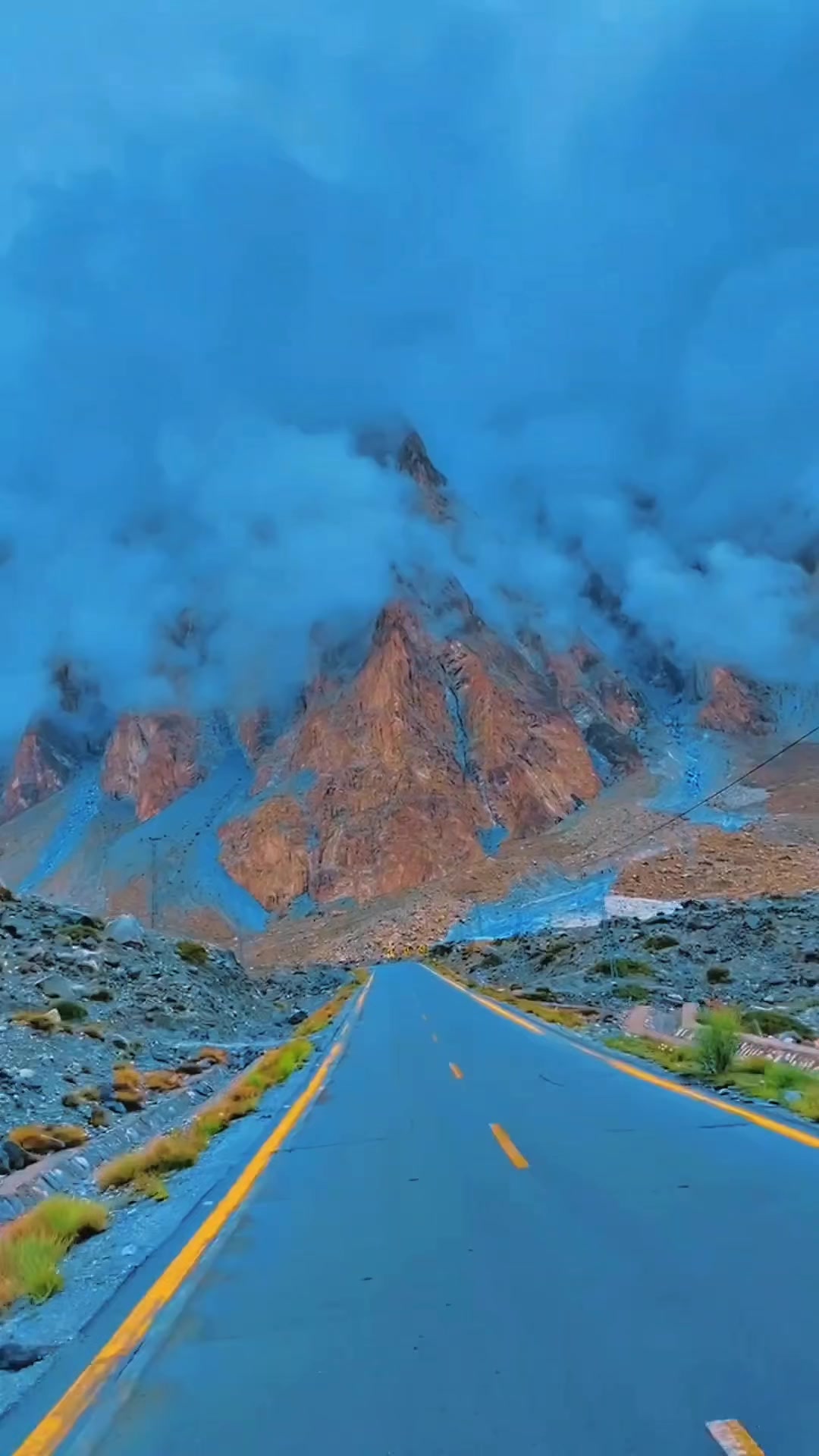 @𝓜𝓻. 𝓐𝓮𝓼𝓽𝓱𝓮𝓽𝓲𝓬 💕☺