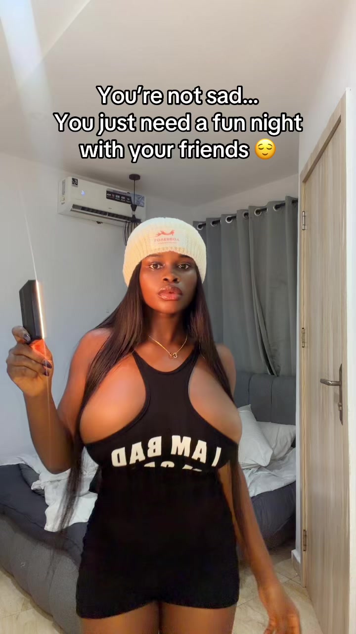 @Amara🦋💕