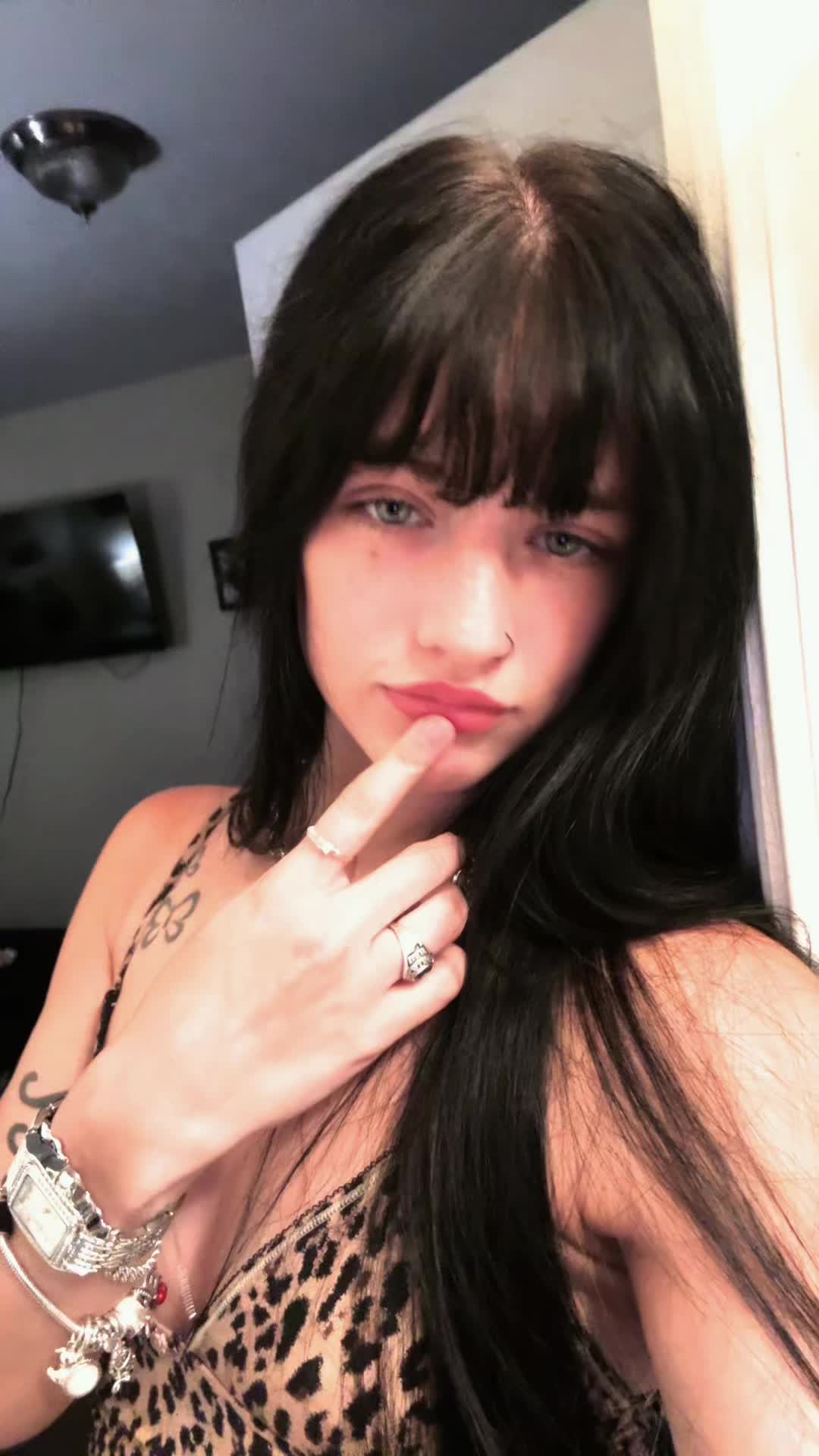 @liv