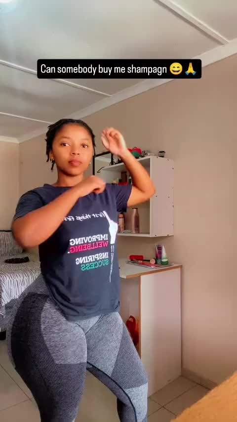 @WAMAMA WAKO HAPA