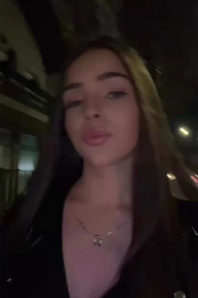@AM