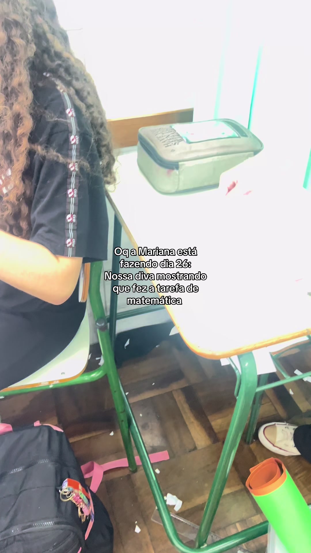 @oq a Mariana está fazendo 🙄