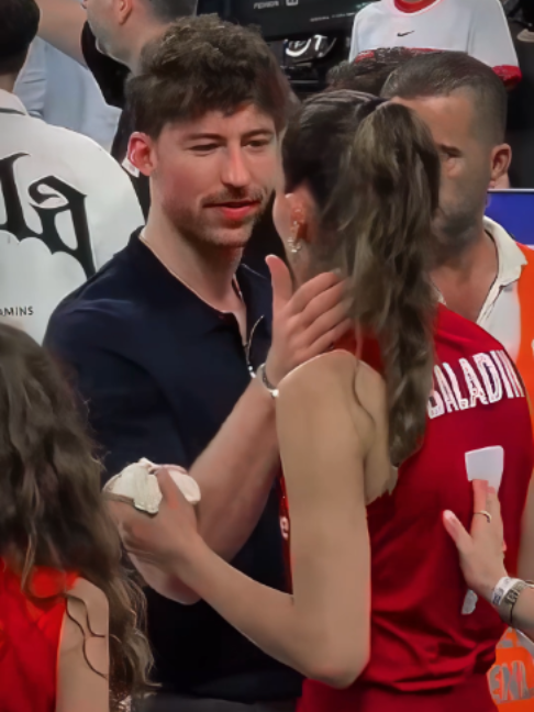 @Spike Queens