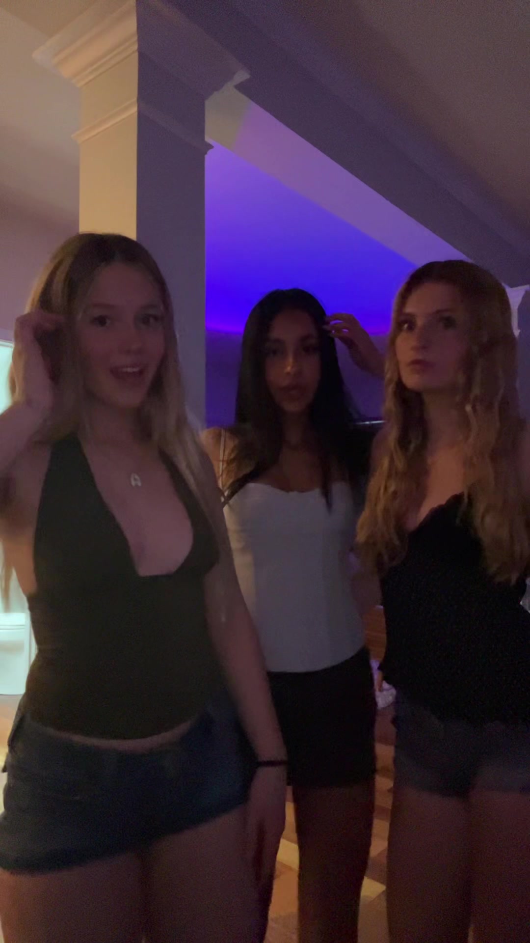 @ava