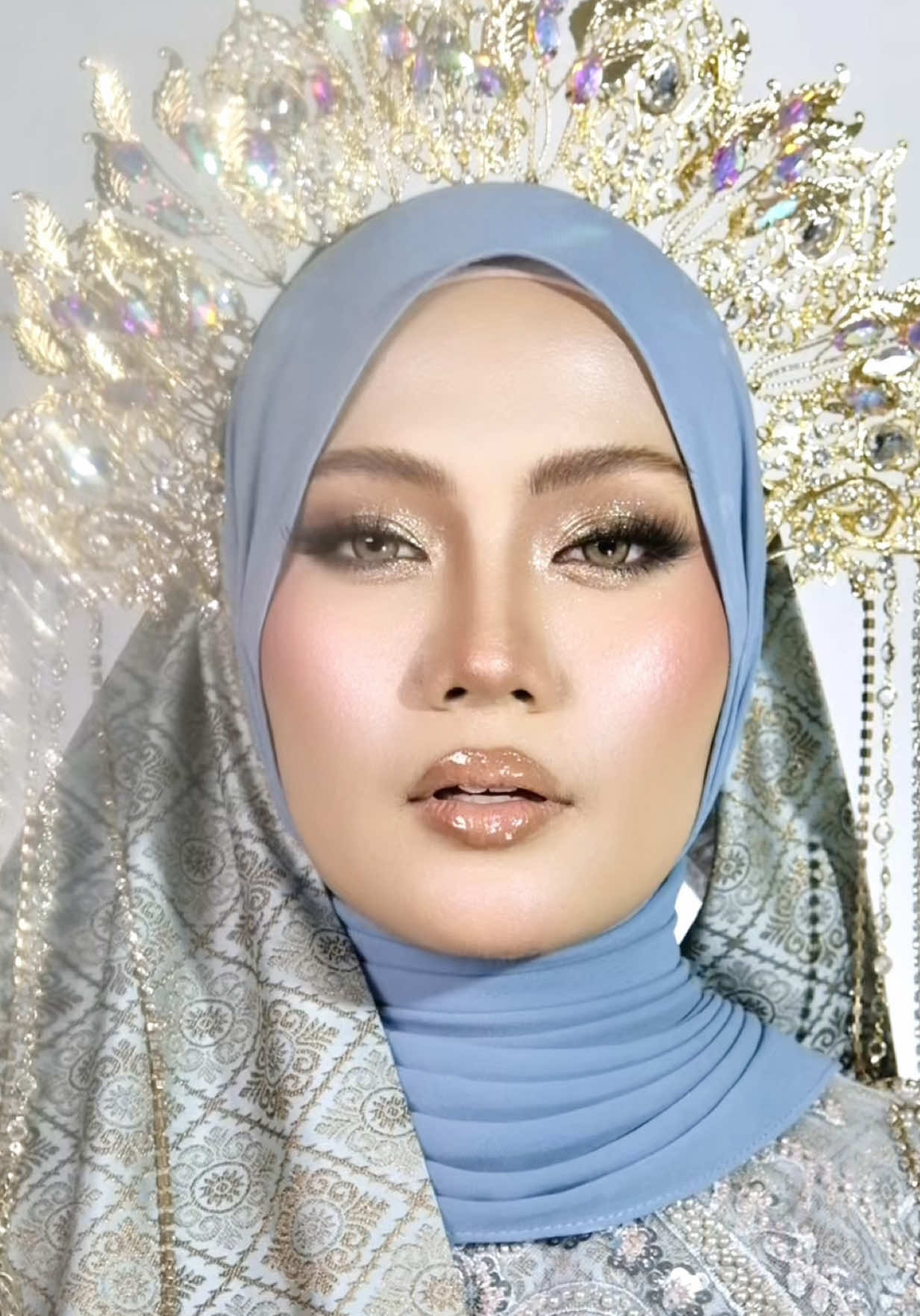 @NaddyNahar Makeup Artist