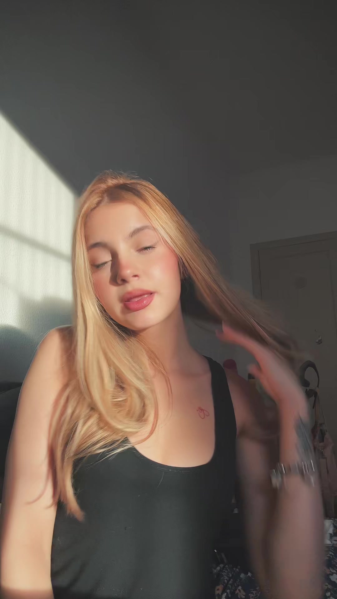 @𝓐𝓷𝓪 𝓚𝓼