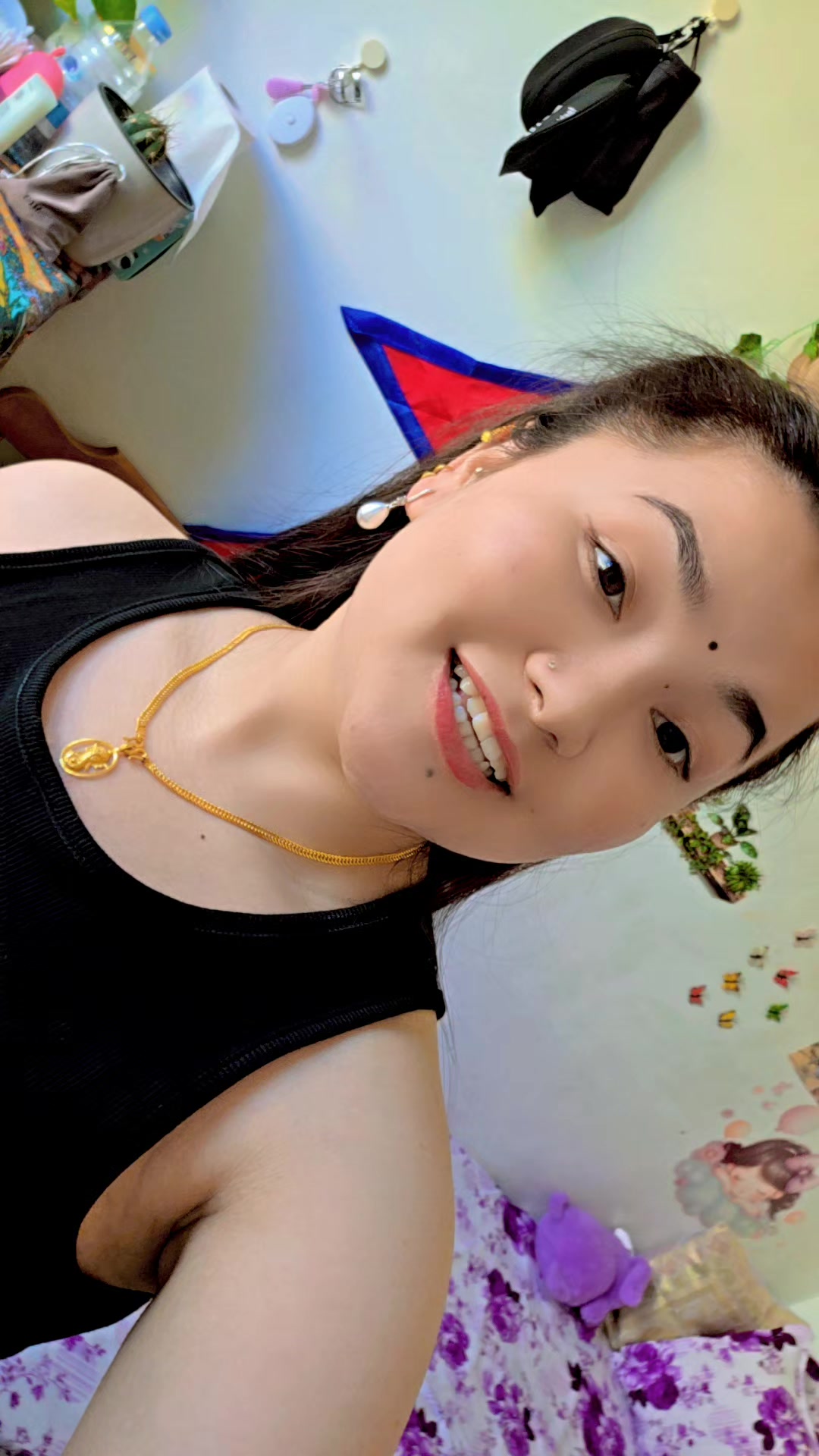 @Deepa_gurung