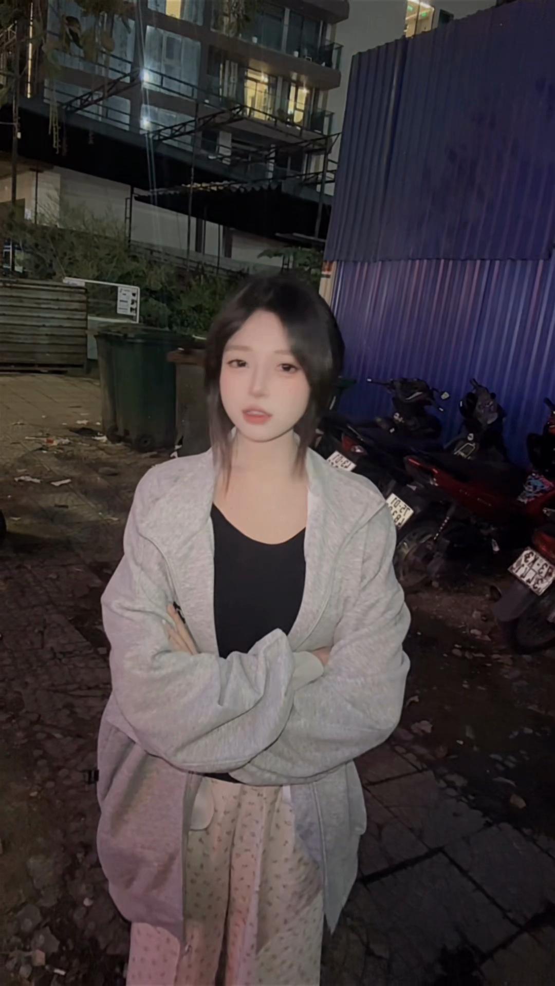 @MunLaZy🦋