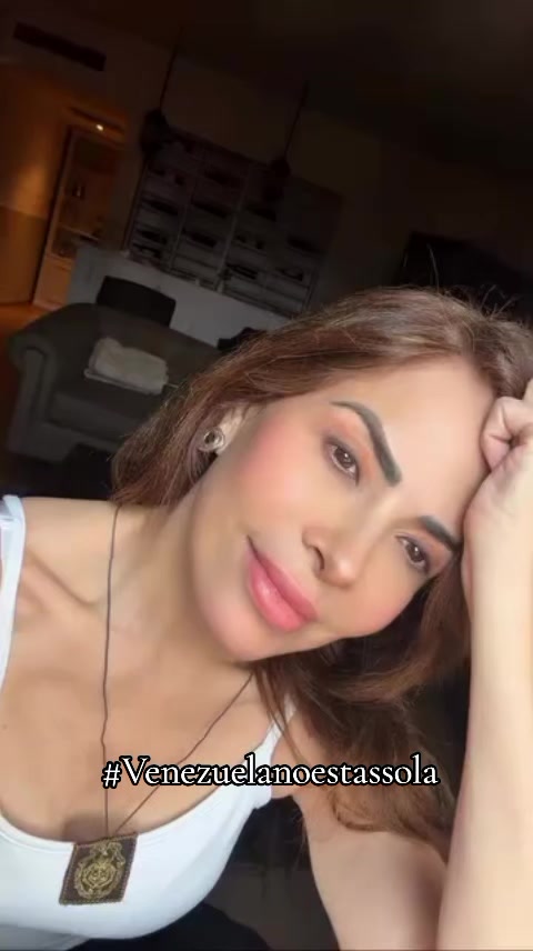 @𝐌𝐢𝐚 𝐓𝐫𝐞𝐯𝐢
