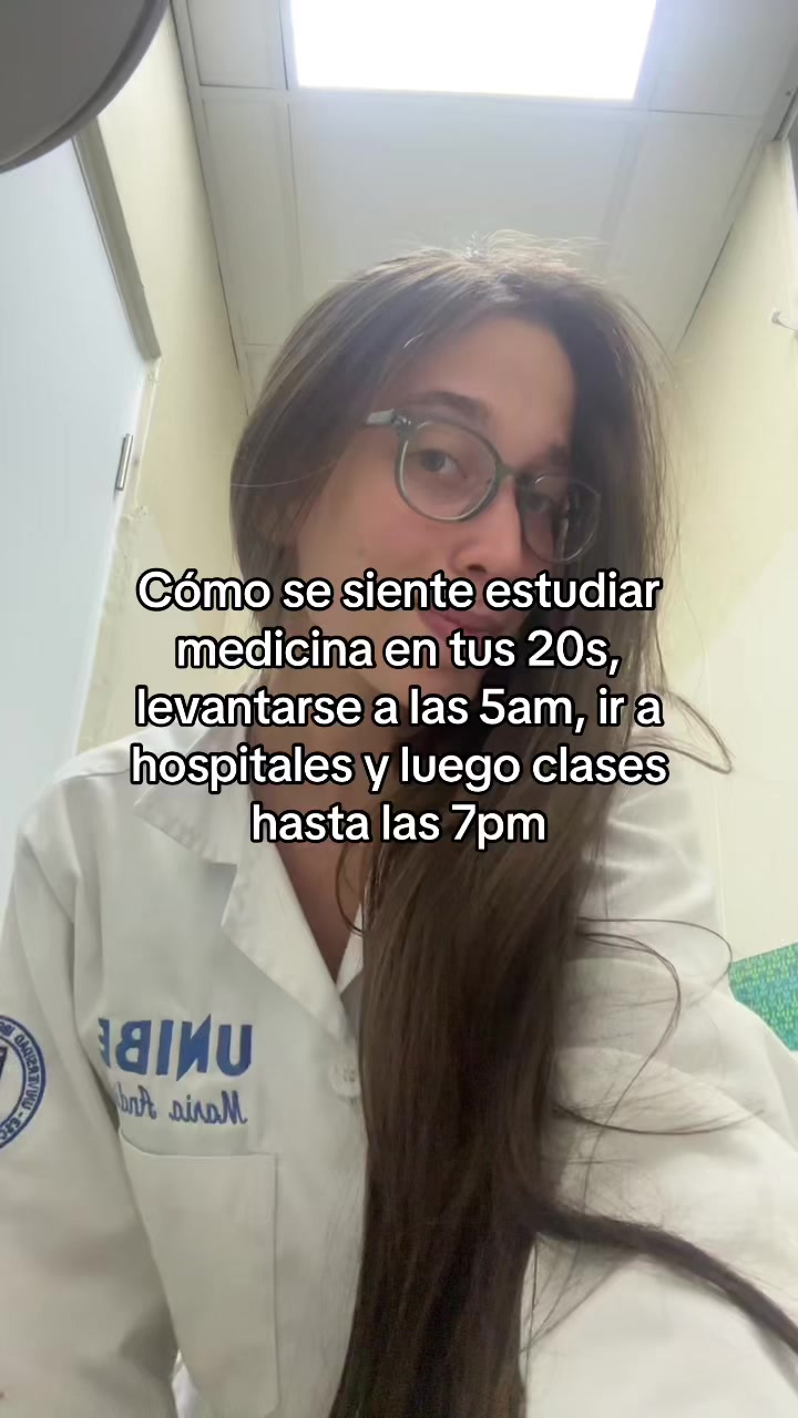 @María Laura a