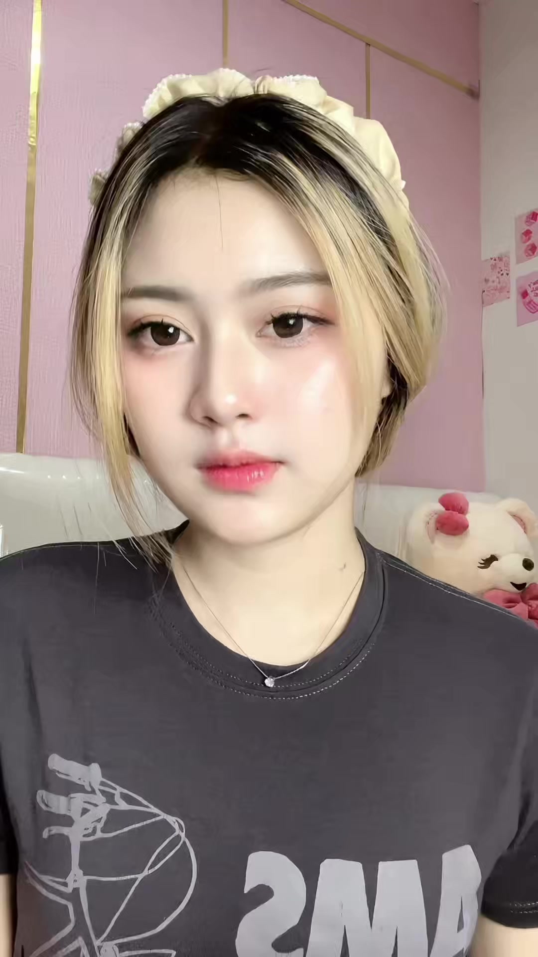 @abeliaa