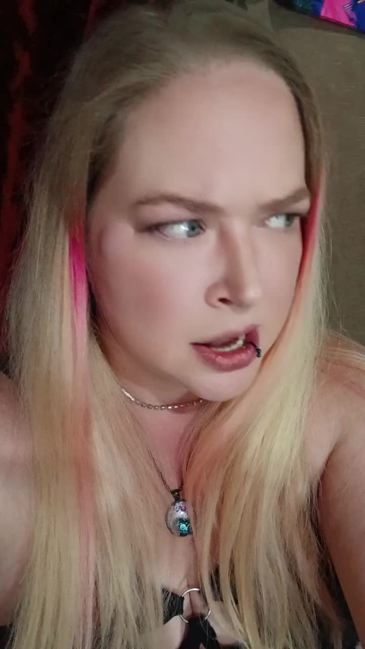 @Amy_Gemini