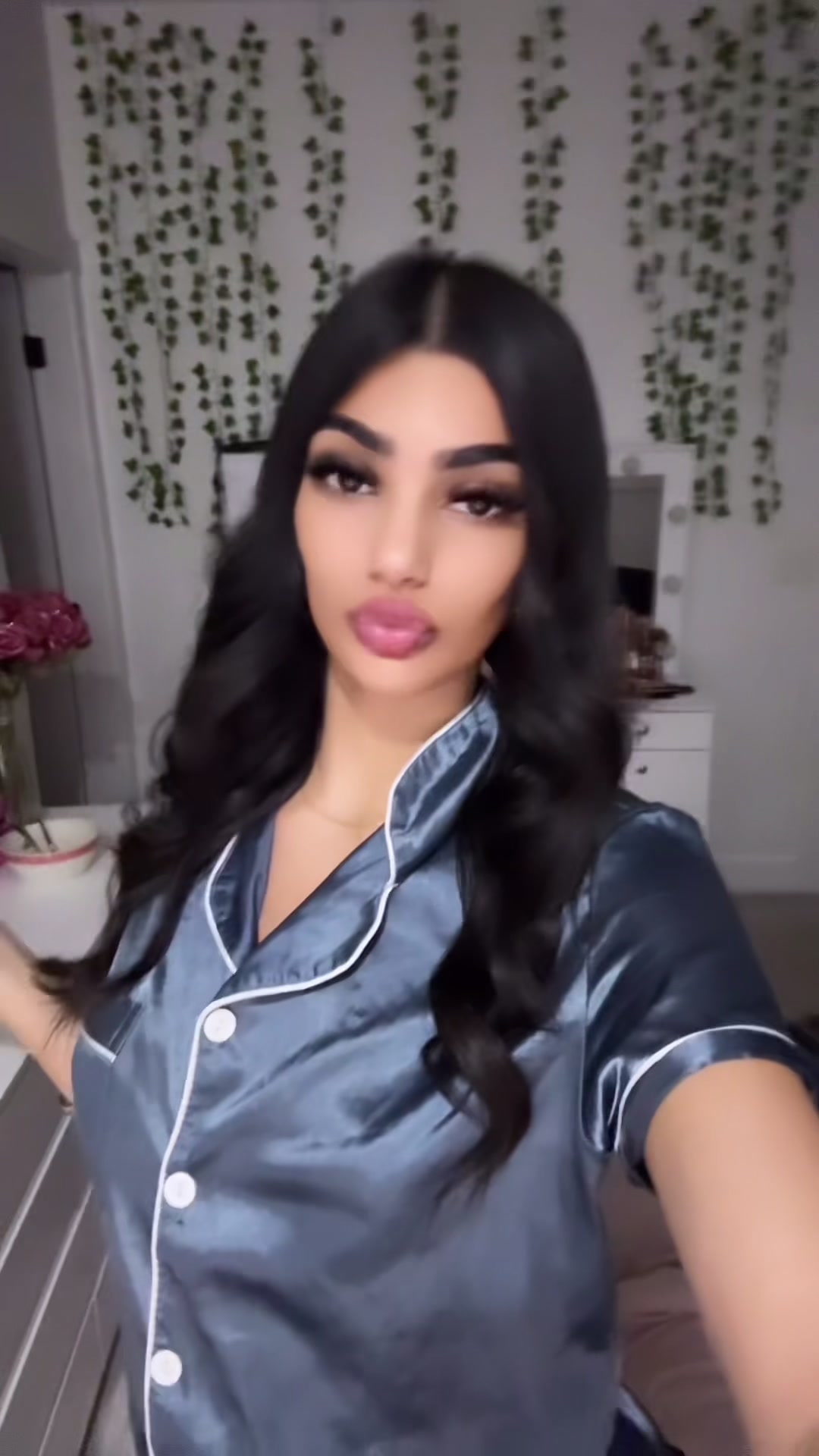 @𝒥