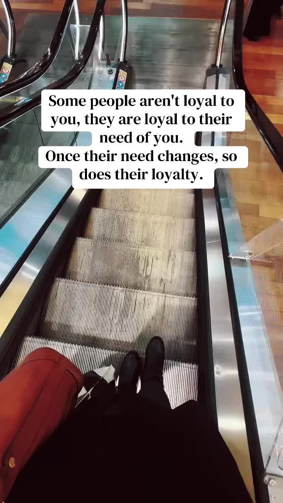 @&reg;️ 𝐌𝐞𝐥𝐚𝐲𝐝𝐚 &reg;️