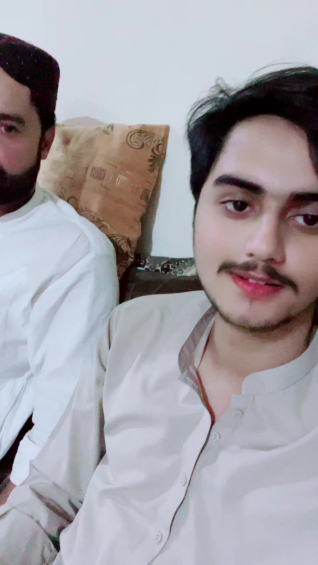 @JuNaiD BalOcH