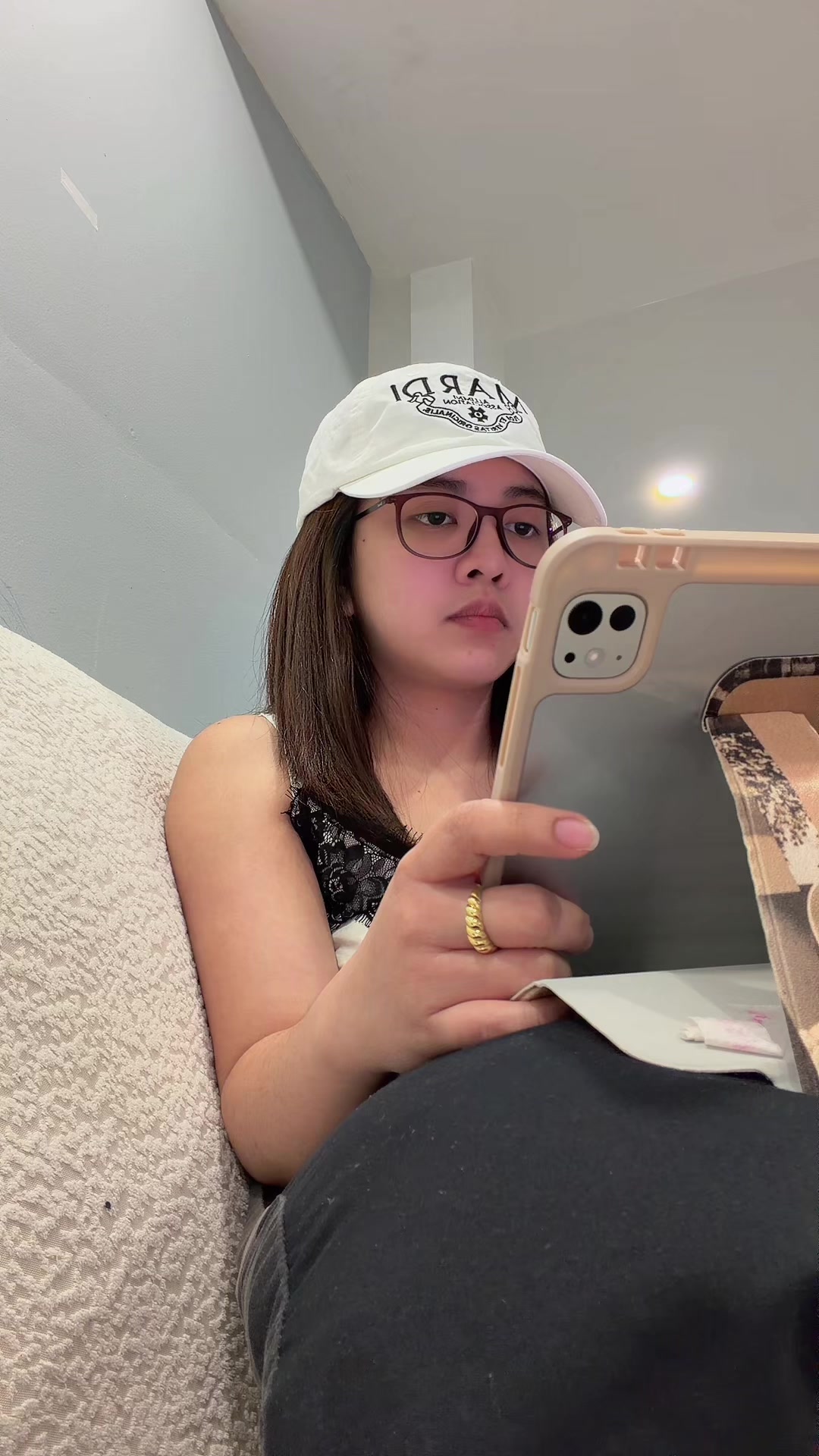 @Tinn in Canada