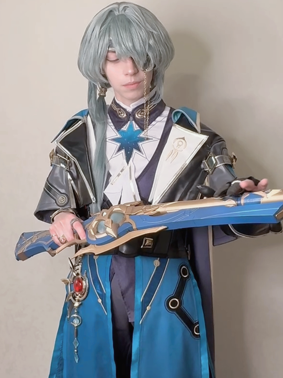 @_cherry.cos_